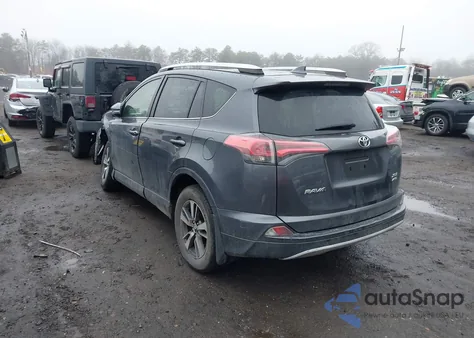2016 Toyota Rav4 Xle из США, поврежденный, VIN JTMRFREV0GD185491
